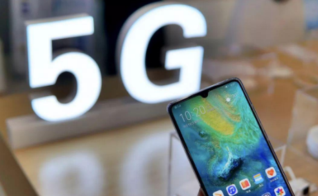 5g手機來襲，5G智能手機熱導管全自動貼背膠機有何優(yōu)勢？