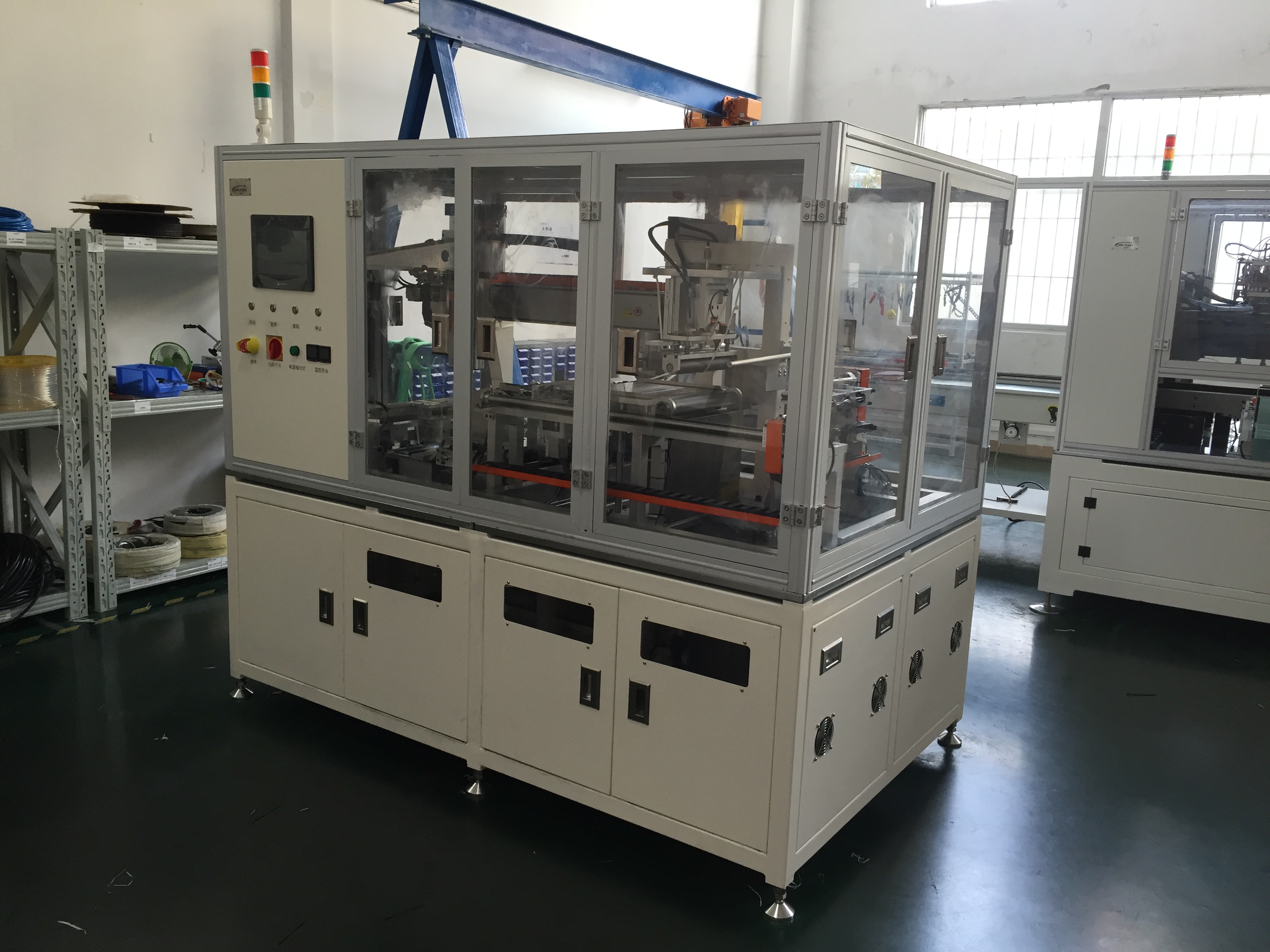 動(dòng)力電池電芯的全自動(dòng)卷繞機(jī)